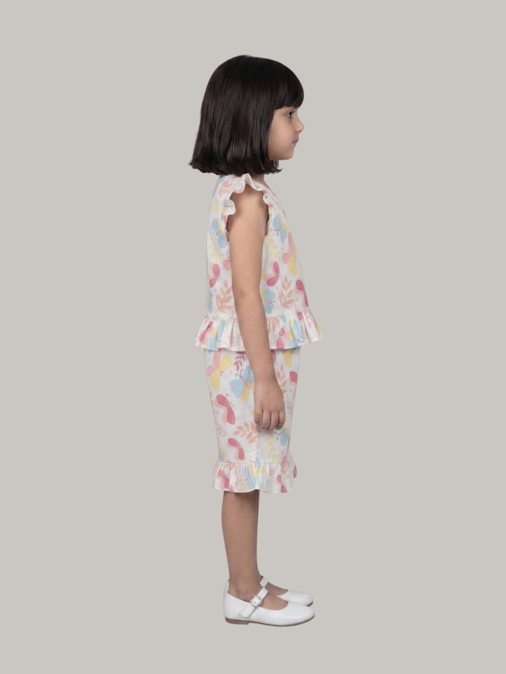 Girls' Multicolor Butterfly Print Ruffle Top with Flared Capri Pants Co-Ord Set